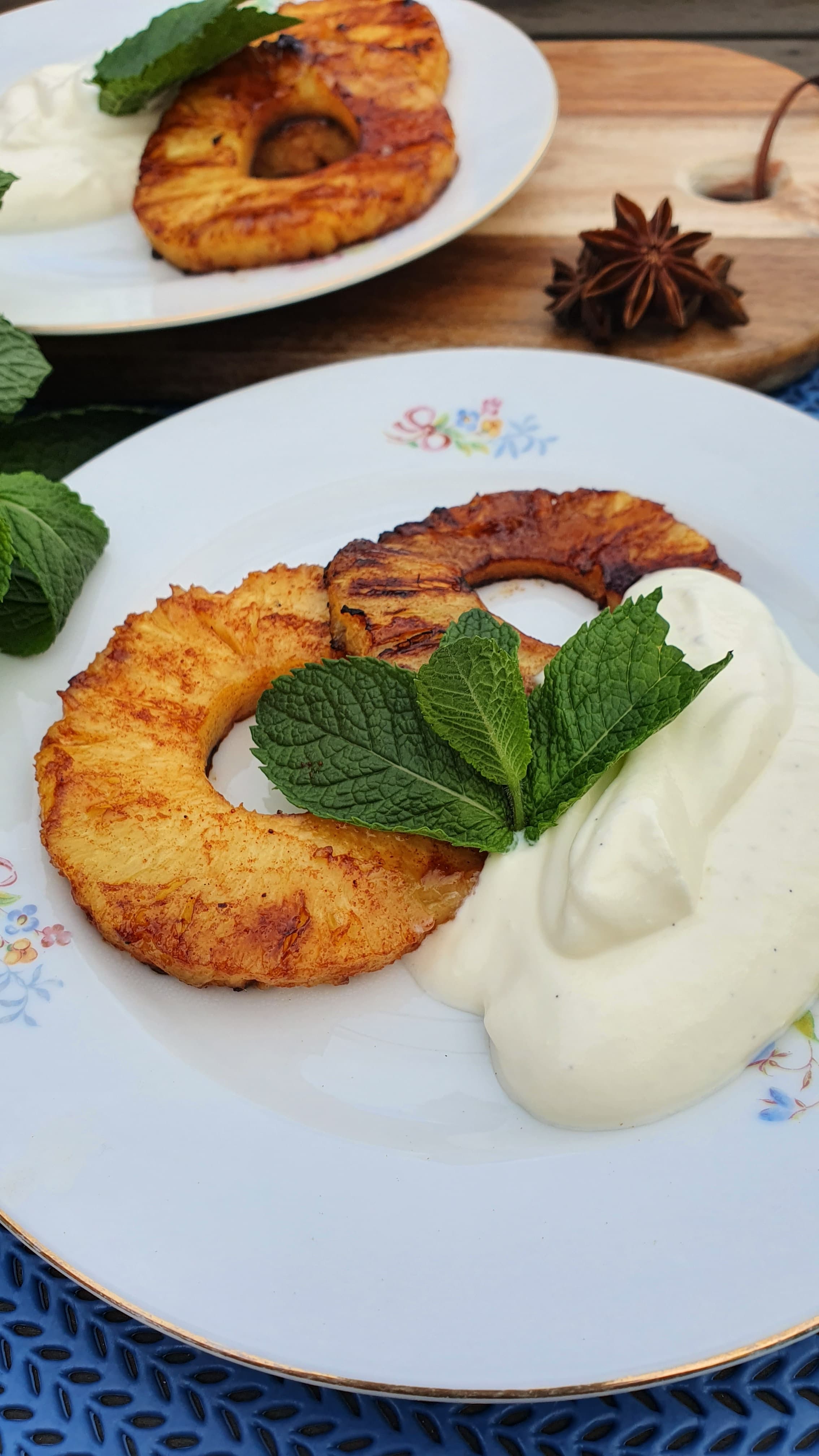 Ananas met Rum van de BBQ